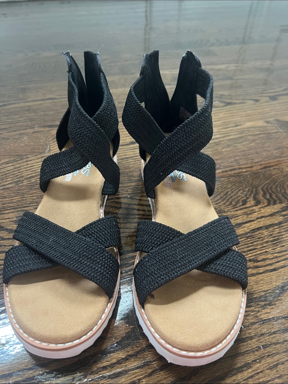 Skechers Black Crisscross Elastic Sandals for Women